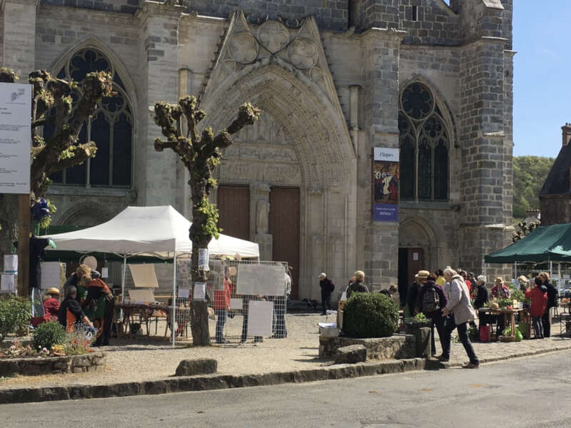 Brocante VideGrenier Saint Sulpice de Favières 91 à Saintsulpicede